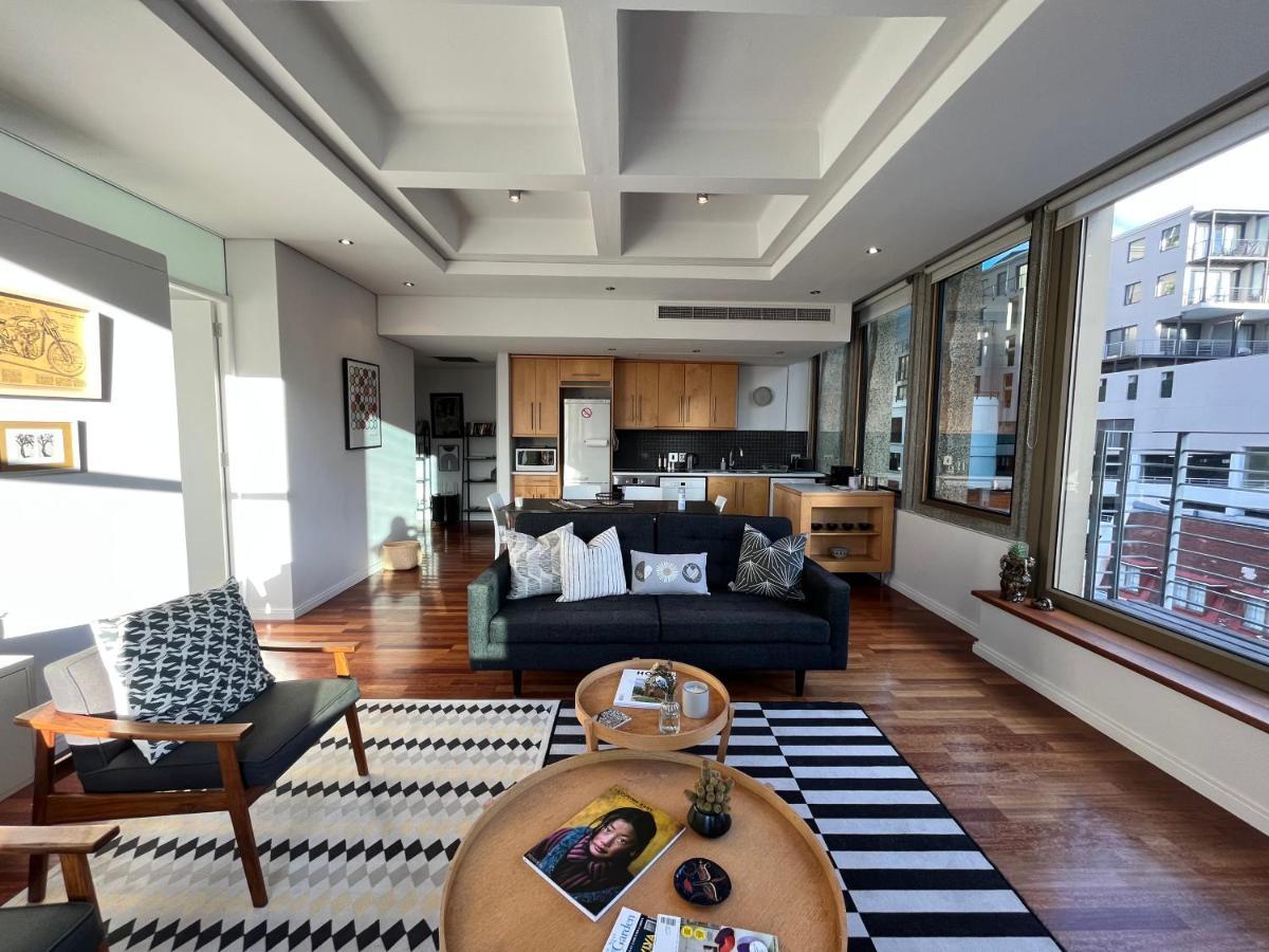 #705 Cartwright - Retro Chic Appartement *